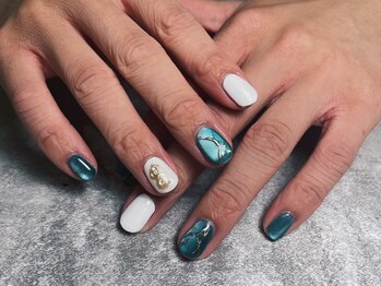 オムネイル 渋谷(HOMME NAIL)/マグネットネイル ¥7.100