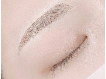ディーエル ビューティー 府中店(DL BEAUTY)の写真/【美眉アイブロウWAX】で垢抜け目元にチェンジ！骨格から似合う眉毛・なりたいイメージに合わせてご提案★