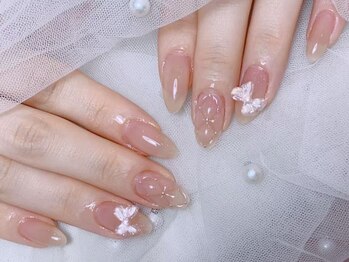 きらきらネイルサロンの写真/駅近でアクセス◎お仕事帰りにも気軽に寄ってネイルを♪豊富なアートやパーツでお好きなデザインに☆
