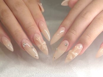 ネイルアヴァンス イオンモール和歌山店(Nail AVANCE．)の写真/最旬トレンドアートもおまかせください！季節や流行をキャッチした大人可愛いデザインをAVANCE.で♪