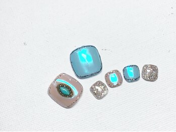 ネイルアンドアイラッシュサロン ミッタ(Mitta)/￥8500-