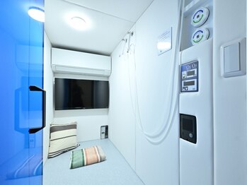 エムツビューティサロン(M2 beauty salon)の写真/酸素ボックスで寛ぎながら疲労回復★パソコン作業やデスクワークなどによる眼精疲労に効果的!!
