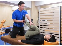 ラントベース 博多本店(RUNtoBASE)/骨盤矯正ストレッチ