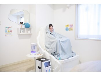 ヨサパーク ラグーア(YOSAPARK Lagooa)の写真/【リンパマッサージ×温熱痩身】たっぷり発汗で落ちにくいセルライトや脂肪を徹底燃焼×女性特有の悩み改善