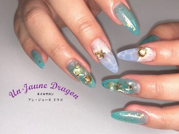 アン ジョーヌドラゴ/【ロングネイル】ドロップネイル