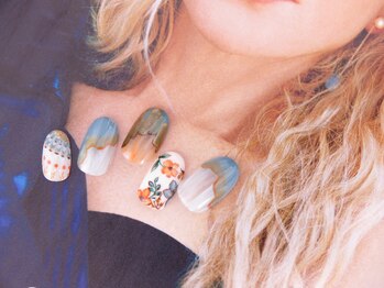 ラヴィヴィ 表参道店(LAVIVI.)/ジェル　表参道