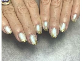 Aurora magnet &nbsp;mirror