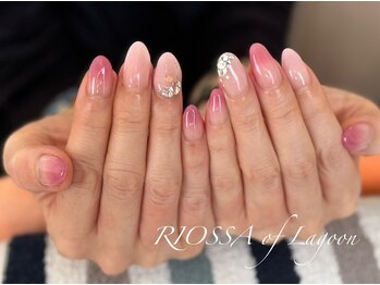 リオッサ オブ ラグーン(RIOSSA of Lagoon)/大人かわいいちゅるんネイル