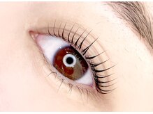 モストリーク(most like)の雰囲気(マスカラパーマなら黒く濃い上向きまつ毛が続きます♪)