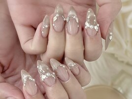 【Ayaka】ビジューネイル