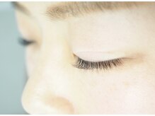 「custom made eyelash」ひとりひとりに合わせたデザインを・・