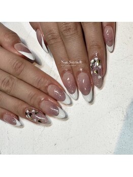 ネイルサロン R/スタイリングコース