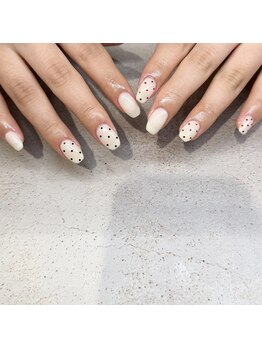 エーナイン イオンモール三川店/ドットネイル♪