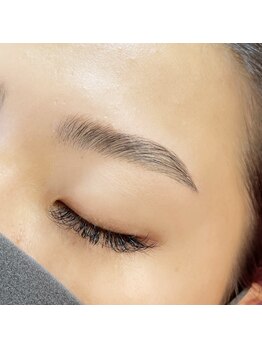 ネイルキュート アンド クールラッシュ 亀有店(nailcute & CoolLash)/ハリウッドブロウリフト