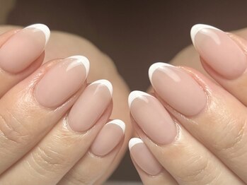 ビューティーアイラッシュサロン アンラッシュ(Beauty AN LASH)の写真/【シンプル×美フォルムで褒められネイル♪】ワンカラーでも上質なツヤネイルで周りの目を惹く指先に☆