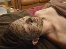 REVI陶肌トリートメント（フェイシャル）や耳つぼジュエリーも◎