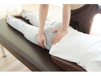 リラク 葛西駅前店(Re.Ra.Ku)/腰の辛さに《骨盤ストレッチ》