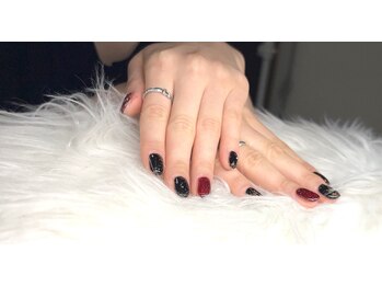 サロンズドゥー(Salon’s Doo)/強めに重厚感あるラメ