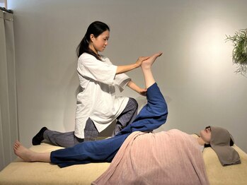 チャイムー(caymuu)の写真/お身体を整えるには、まず足から。タイ古式で下半身の血行・リンパの流れを改善。老廃物の排出を促進。