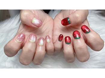 いちごネイルデザイン