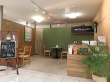 アースガーデン (natural relaxation earth garden)の雰囲気（金沢エムザ３階にございます♪明るくて清潔な店内。）