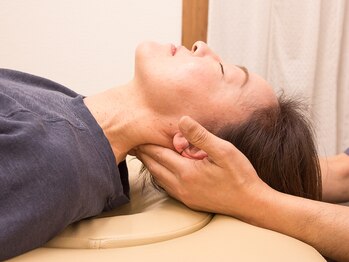 エアリー整体/つらい首肩凝り 頭痛 眼精疲労