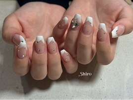 《フレンチネイル》