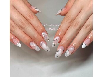 リボン 高田馬場(RIBON)/アートやり放題とパーツ付け放題