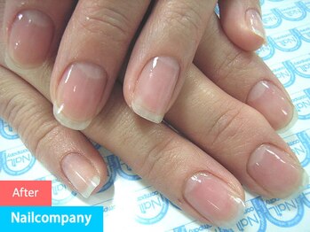 ネイルカンパニー/