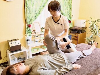 ココヴィ(cocoVi)の写真/≪独自の手技"シナプス療法"≫どこへ行っても変わらない不調…神経から整える解決法で腰のつらさも改善へ♪