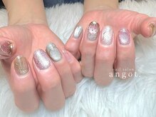 アンガット(angot.)/マグネット苺ネイル