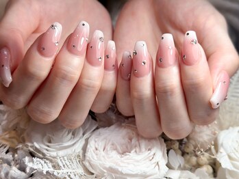 ネイル アイラッシュ ベル(Bell)/ベイビーブーマー