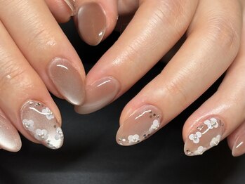 コーシェリ(koselig)の写真/当店人気No1！持ち込みフリーアートコース☆あなただけのオリジナルに♪周りと差を付けるネイルが叶う！