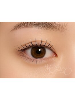 ナチュラル上品な目元にしたい