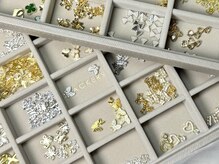 大人可愛いパーツも多数ご用意しております