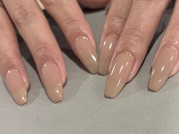 コラット シグネチャー(KORAT signature)の写真/長さだし×美フォルム設計で憧れの美爪へ。形も自由自在♪短い・小さい爪も美しく魅せる自然な仕上がり◎