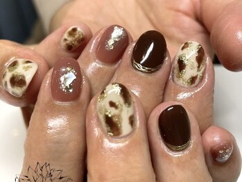 ヒョウ柄ネイル