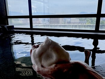 リン(Rin)/ミネラル黒い石鹸