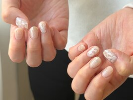 ホワイトニュアンスネイル