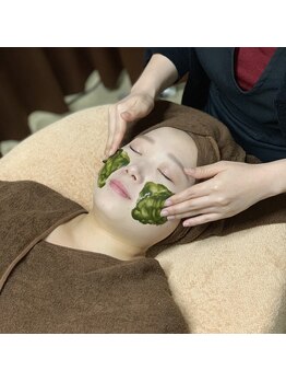 ビークレアーズ ビビ(B-crears. ViVi)/ニキビにも入れこめるのが◎