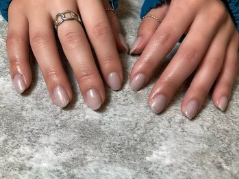 お爪を痛めず施術