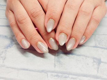 オルタンシア(Ortensia)/高貴なマグネットネイル