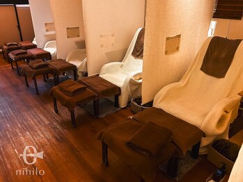 あしまる 武蔵小山店/足つぼはグループでの施術も人気