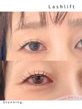 スタニング(Stunning.)/ラッシュリフト