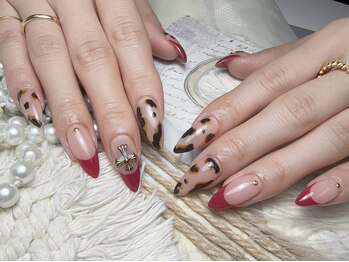 ティーアンドケー ネイル(T&K nail)の写真/すらりと美しいフォルムの指先に◎【持ち込みデザインOK♪スカルプアートし放題】実力派ネイリスト在籍☆