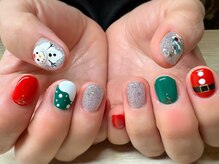 アミュリー ネイル アトリエ(Amury nail atelier)/クリスマス ちぐはぐ サンタ 星