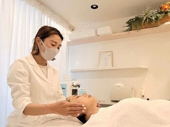3(sun)の写真/【エイジングケア専門店】年齢とともにほうれい線やフェイスラインのもたつき、しみやしわが気になる方へ!!