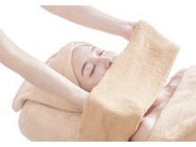 『毛穴洗浄＆角質除去』 古い角質を除去することで美容成分の浸透力アップ