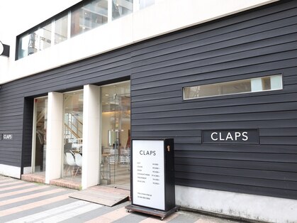 クラップス 横須賀中央(CLAPS)の写真