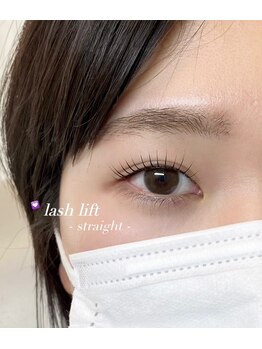 ウイ(u`iii)/まつげパーマ